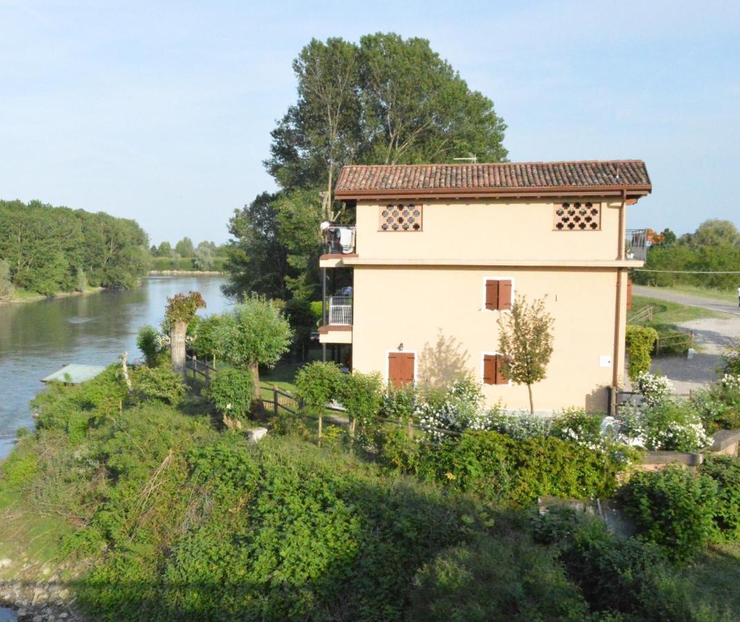 B&B La Casa Sul Fiume San Martino dall'Argine Exterior foto